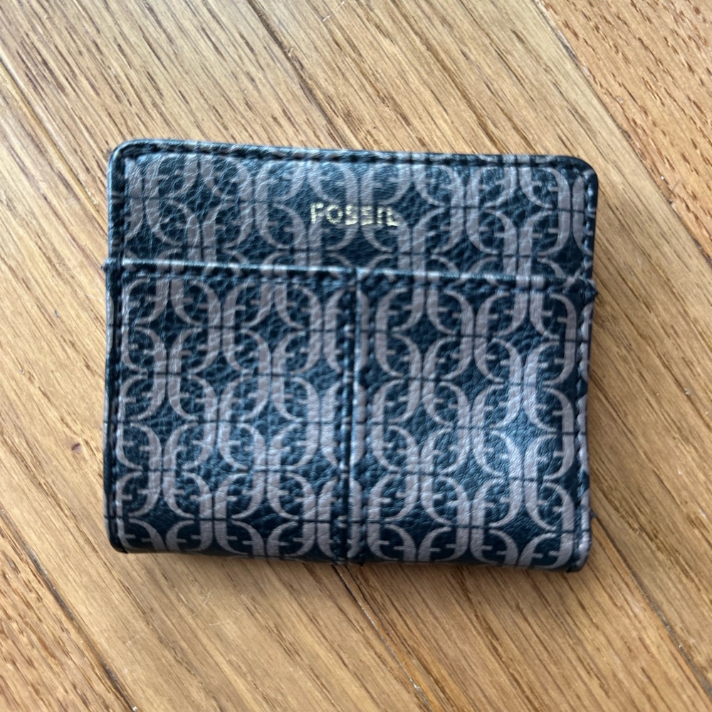 Fossil Black And Gray Patterned Card Holder - image 1